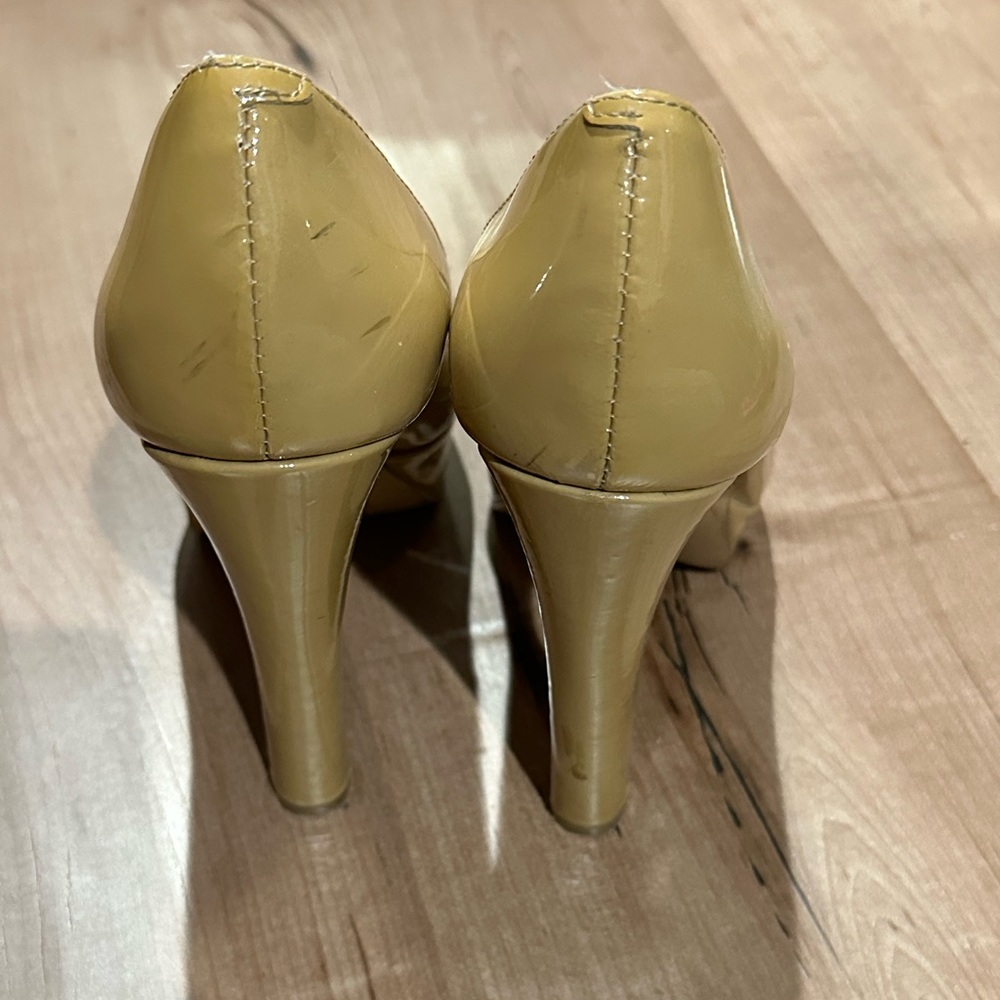 Nude camel pumps - Picture 7 of 12